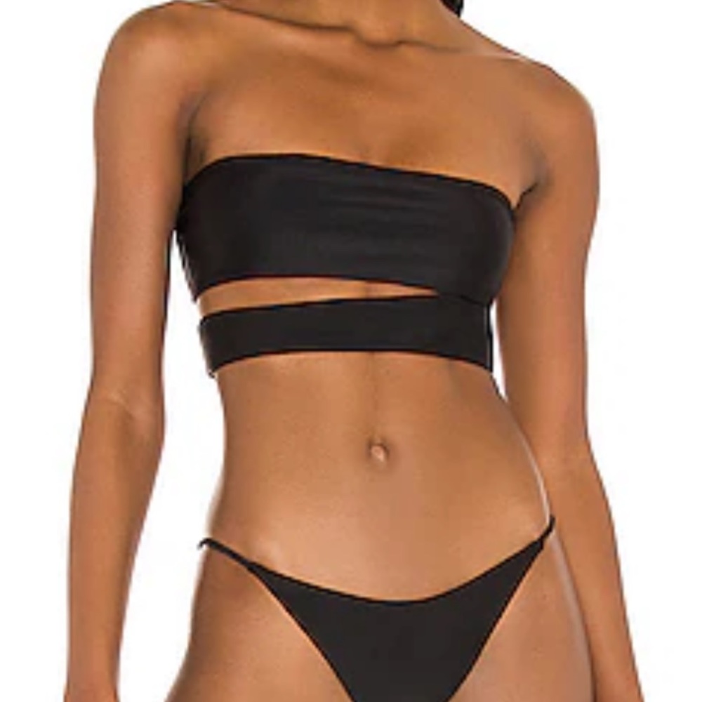 Super down bikini top brand new xs
